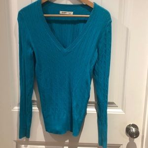 Old Navy Women’s Cableknit Sweater. Size Small.